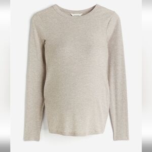 H&M Mama ribbed maternity top